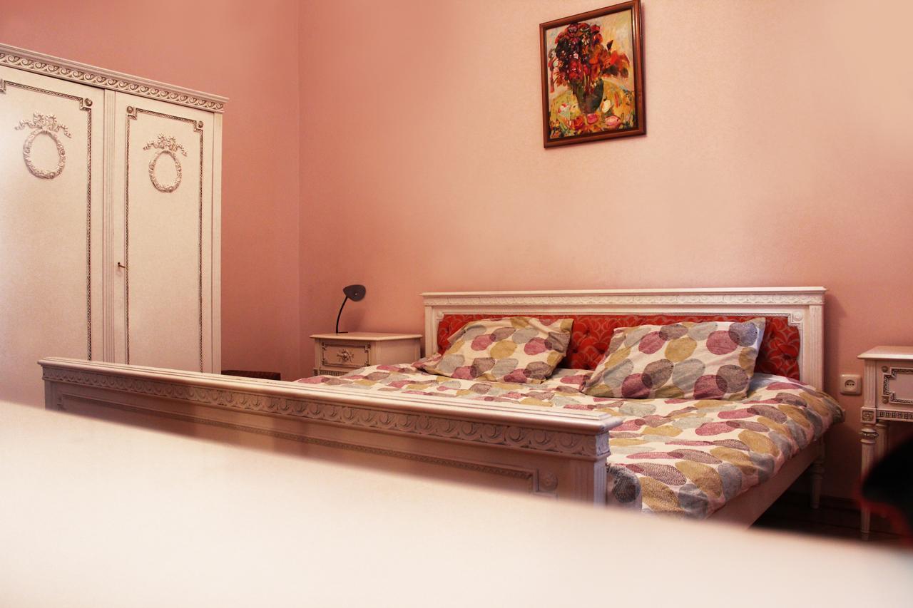 Vivid 2 Bedroom Apt. エレバン エクステリア 写真